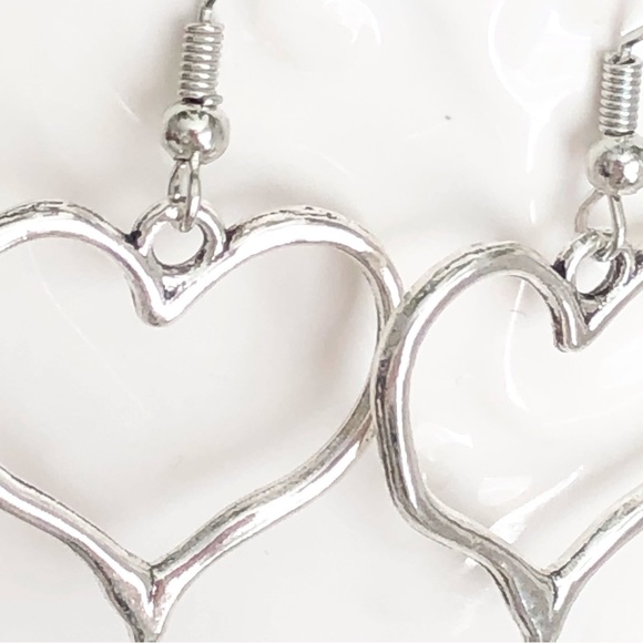 New Melting Heart Hoop Earrings Dangling Drop Skeleton Outline Love Geometric - Picture 3 of 5